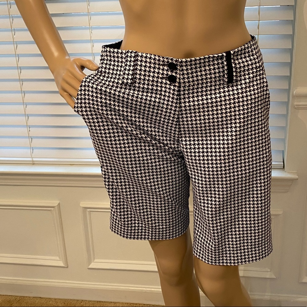 Nike Dri Fit golf black White houndstooth shorts